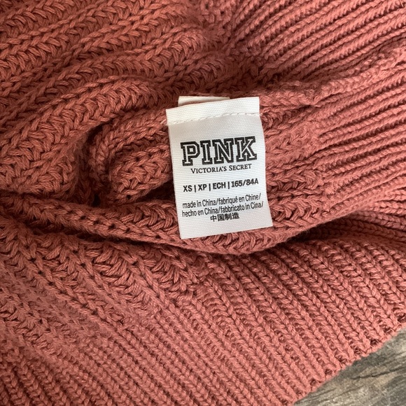 Pink Victoria’s Secret - Picture 6 of 7